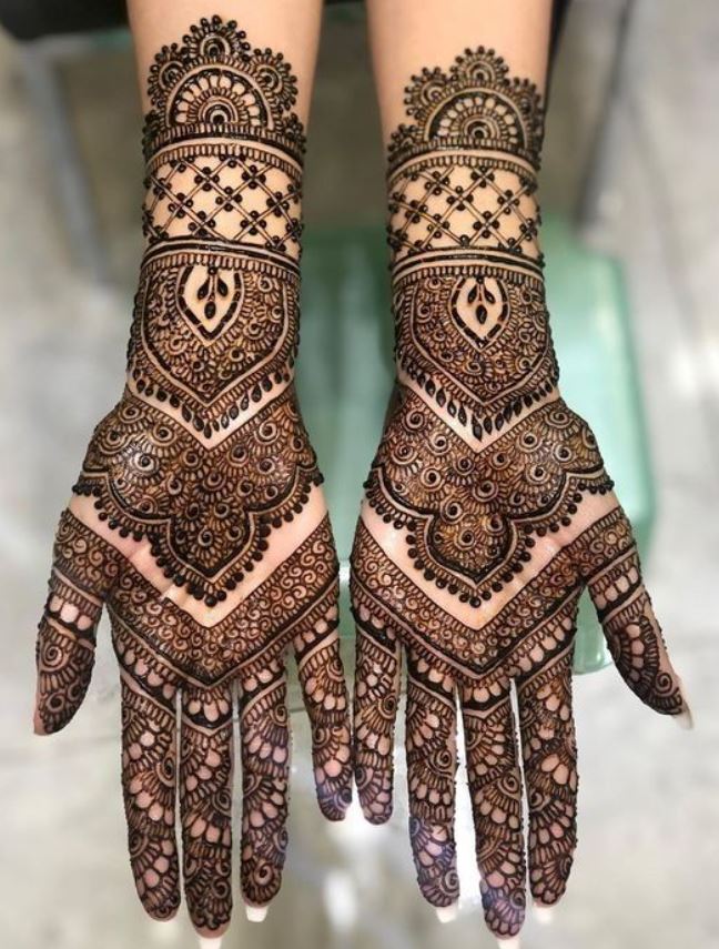 front hand simple mehndi design easy and beautiful 2025